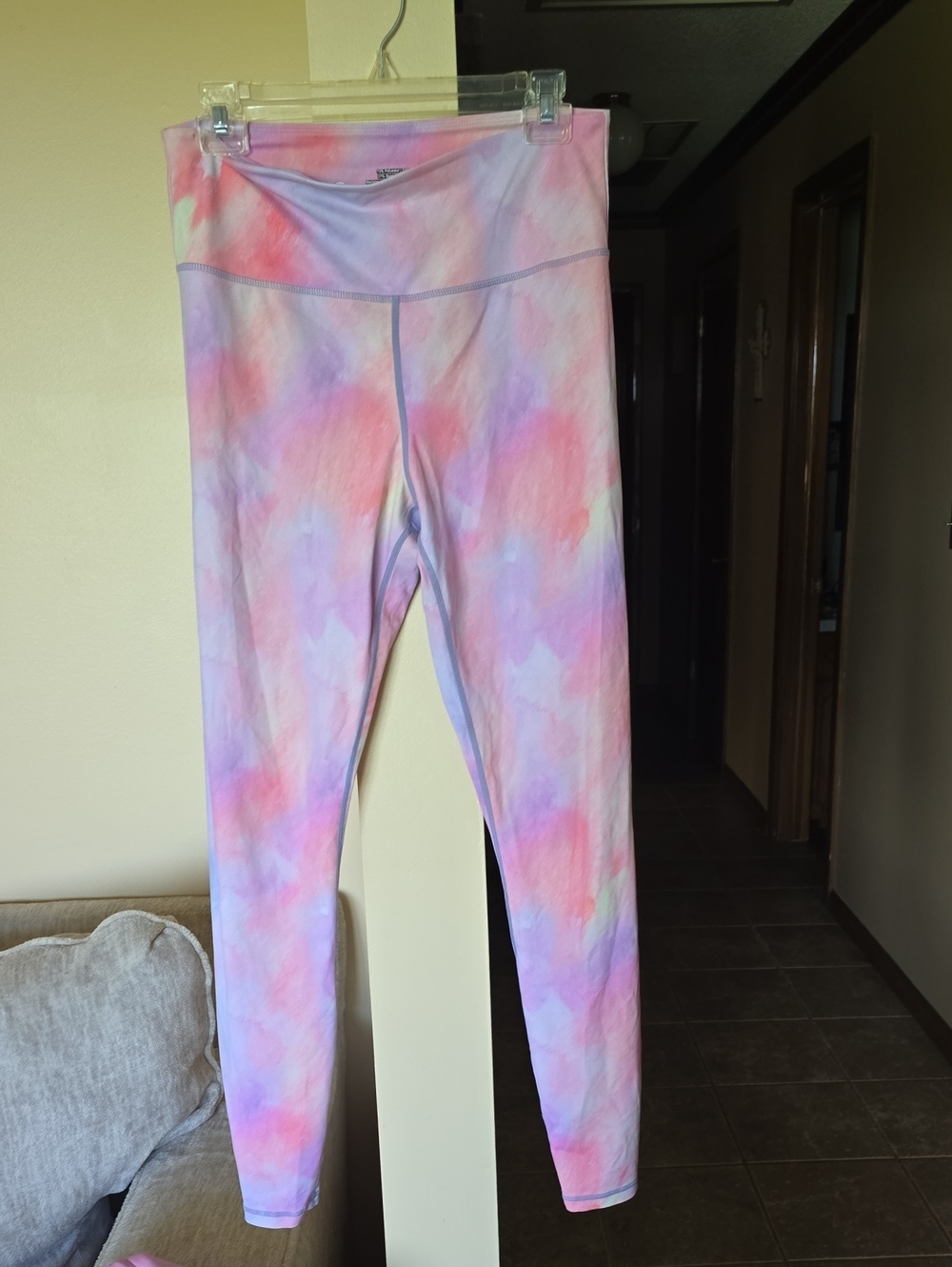 ZYIA Pastel Tie-Dye Leggings in Pink & Purple